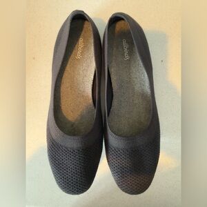 Allbirds Women's Navy Tree Breezer Flats